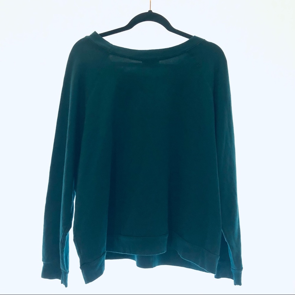 Peloton Pullover Sweatshirt size XXL embroidered logo crew neck stars green blue - Picture 5 of 5